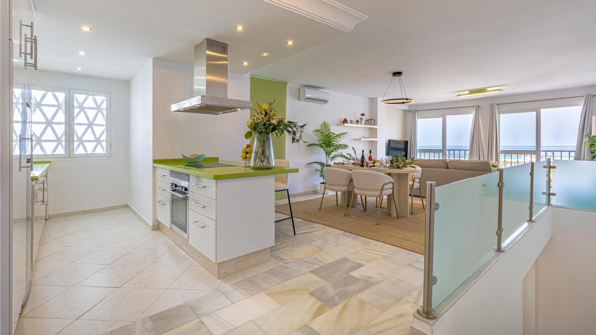 Vacation Marbella I Sea Views, 24-7 Security, Parking, Walk To Everything In Luxurious Puerto Banus ภายนอก รูปภาพ